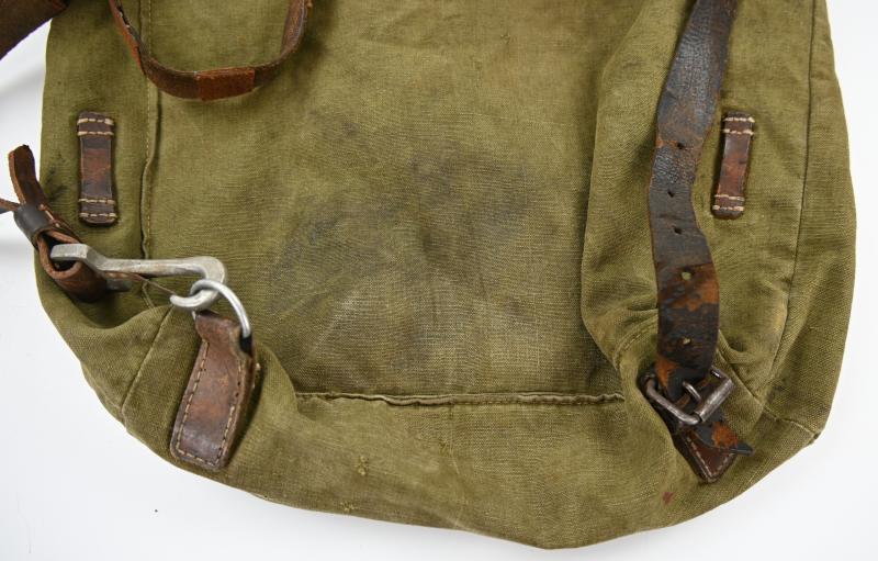 German WH Artillery Backpack