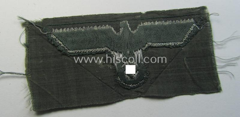 Superb - and not that easily encountered! - WH (Heeres) 'flatwire'-woven, officers'-type overseas cap-eagle (ie. 'Offiziersadler für Schiffchen') as was also intended for usage on the: 'Knautschmützen o. Alter-Art-Schirmmützen' ie. visor-caps