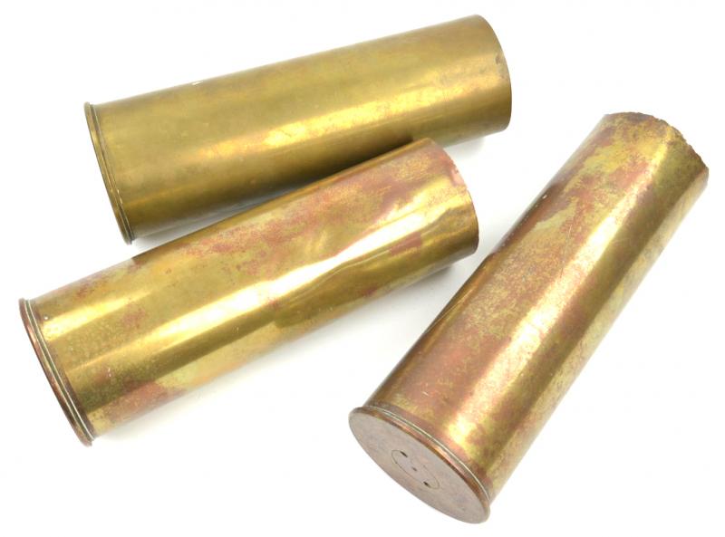 British WW2 25pds Artillery Shells