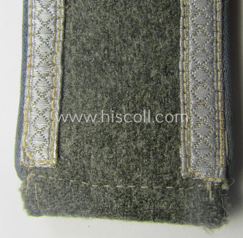Single - I deem mid-war-period - so-called: 'M40 o. M43'-pattern, WH (Heeres) NCO-type shoulderstrap as piped in the light-blue-coloured branchcolour as was intended for usage by an: 'Uffz. der Nachschub-Trpn.'