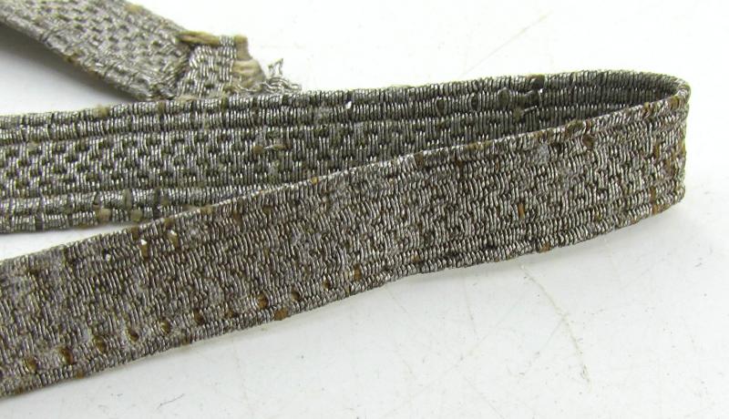 Wehrmacht NCO ‘Unteroffizier’ silver collar tresse