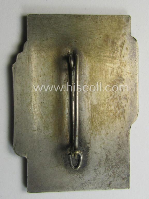 Attractive, commemorative - and I deem 'Buntmetall'-based - N.S.D.A.P.-related 'tinnie', being a non-maker marked example depicting an 'oath-taking hand' and swastika-flag and text: 'Gauparteitag Württemberg Hohenzollern - Stuttgart - 25.II.19...