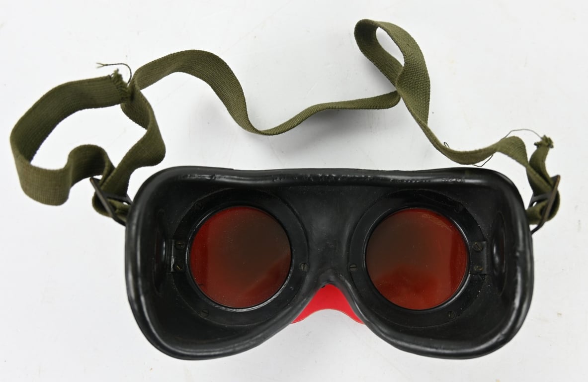 USAAF WW2 Airgunner Goggle in Case