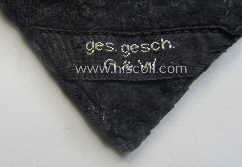 TeNo (ie. 'Technische Nothilfe') officers'-pattern arm-eagle (ie. 'Ärmeladler für Offiziere der TENO') being a (maker-marked!) example as executed in 'BeVo'-weave, 'flat-wire'-pattern onto a ('padded') darker-blue-coloured background