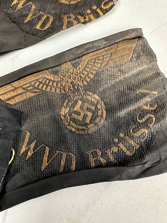 'Deutsche Reichsbahn' BeVo-gewoven 'WVD Brüssel' and 'HVD Brüssel' Emblem