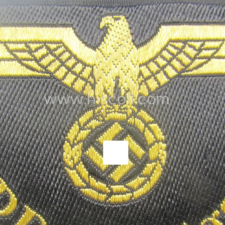 RB- ('Reichsbahn'-) related arm-eagle as executed in 'BeVo'-weave style as was intended for an official of the: 'Deutsche Reichsbahn' ie. the 'RBD Stuttgart' (or: 'Reichsbahndirektion Stuttgart')