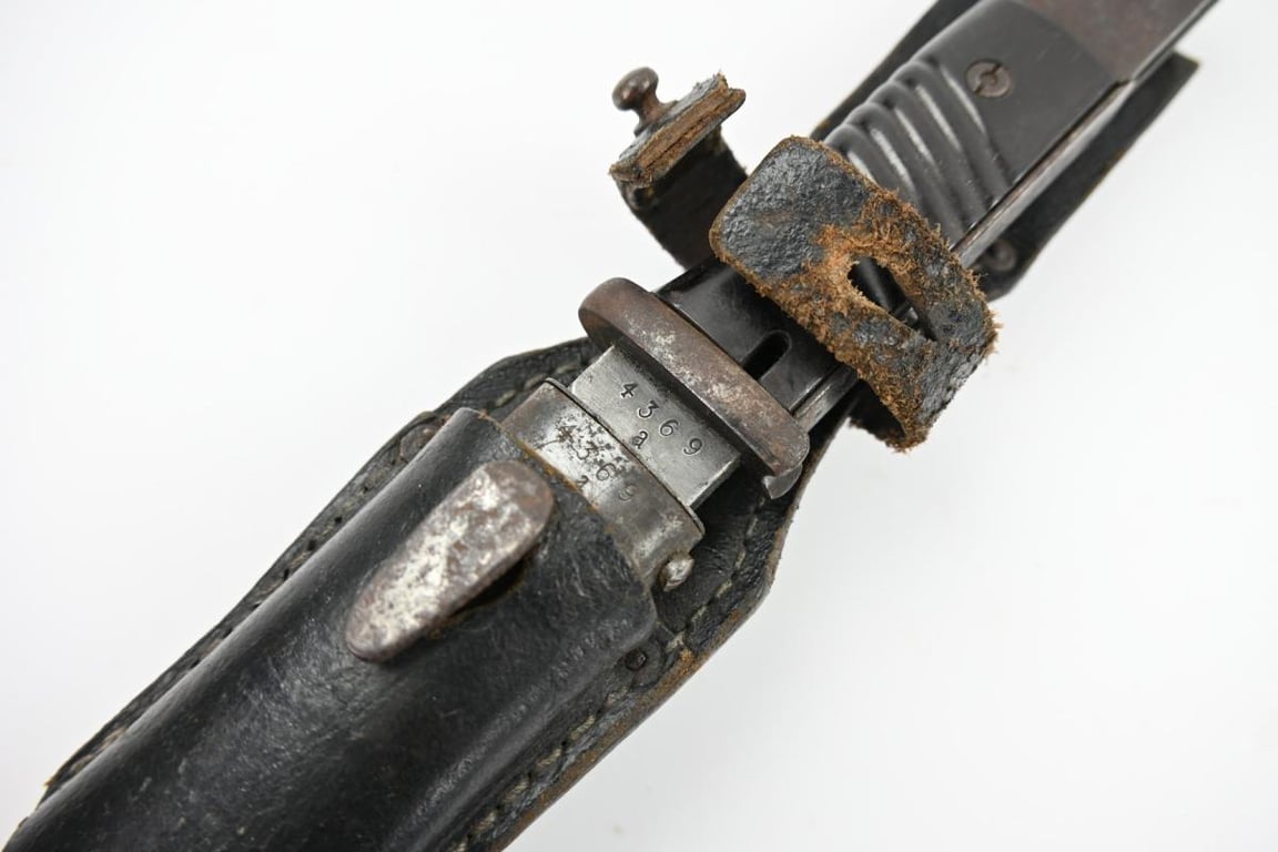 German WH K98 Mauser Bayonet with Frog