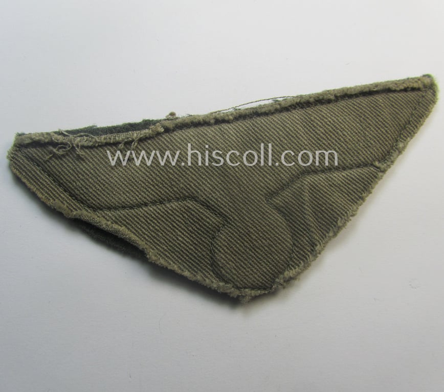 'Cut-out of a tunic' WH (Heeres) EM- (ie. NCO-) type breasteagle (ie. 'Brustadler für Mannschaften und Unteroffiziere des Heeres')
