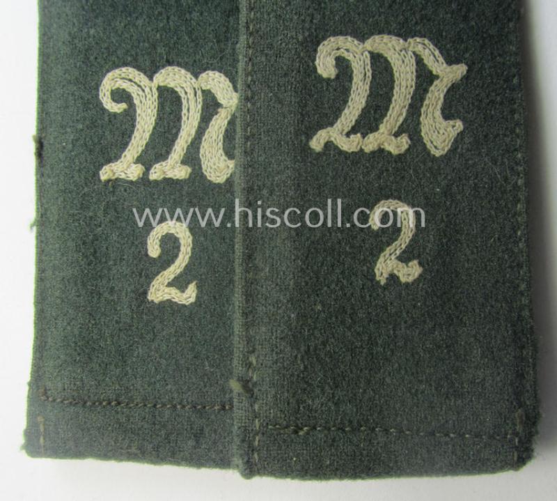 Fully matching pair of early-period (ie. 'M36- o. M40'-pattern and/or pointed-styled), WH (Heeres) 'cyphered' EM-type shoulderstraps as was intended for a: 'Soldat des Inf.-Maschinengewehr-Abts. 2'