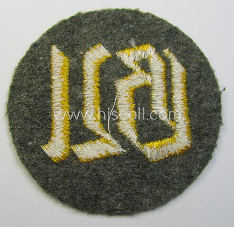 Attractive, WH (Heeres) trade- and/or special-career arm-insignia (ie.: 'Laufbahn- o. Tätigkeitsabzeichen') as was intended for a: 'Gasschutzunteroffizier' (or: gas-training NCO) being a machine-embroidered- and/or later-war-period 'variant'