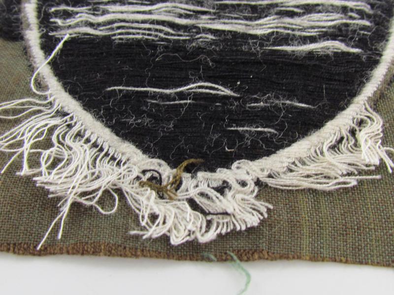 'RADwJ'-sleeve-badge ( Female Related )