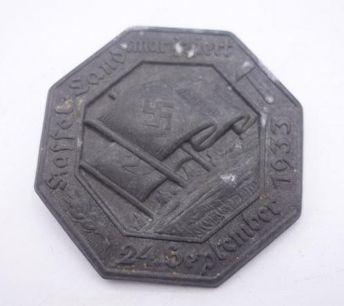German Tinnie badge Kassel Land Marschiert 1933