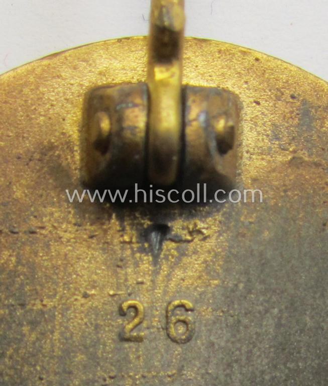 Attractive, zinc- (ie. 'Feinzink'-) based and/or clearly maker- (ie. '26'-) marked example of a golden wound-badge (or: 'Verwundeten-Abzeichen in Gold') as was produced by the maker: 'B.H. Mayer's Kunstprägeanstalt'