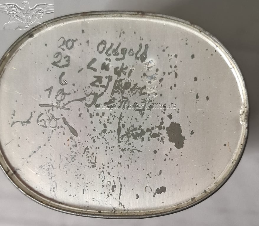 "Afrika" Overstolz Issued Cigarette Tin (Empty)