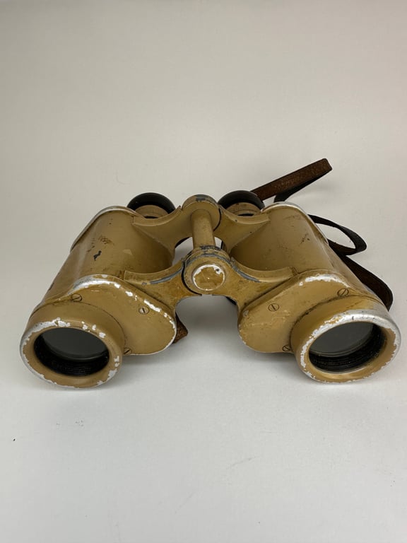 Late War Tan Painted Wehrmacht 6x30 Binoculars