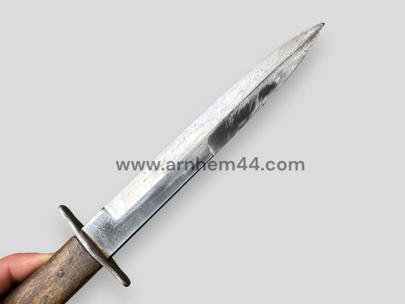 German WWII Close Combat Knife