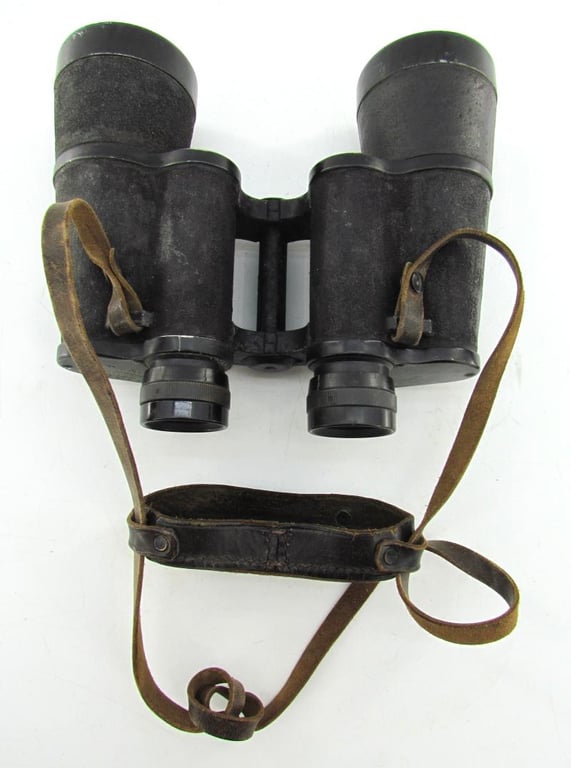 Wehrmacht binoculars ‘Dienstglas’ 10×50 by E. Leitz ( beh )