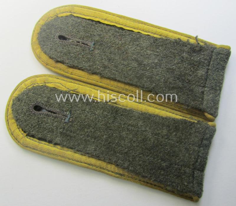 Pair of typical later-war-period- (ie. so-called: 'M44'-pattern) WH (Heeres) NCO-type shoulderstraps: 'Wachtmeister o. Feldwebel des Nachrichten-Abtlgs. (mot) 3'