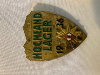 HJ HOCHLAND Badge
