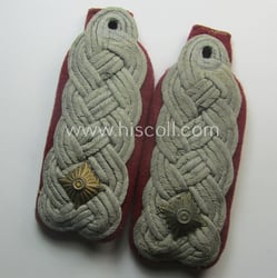 Pair of WH (Heeres) officers'-pattern shoulderboards as piped...