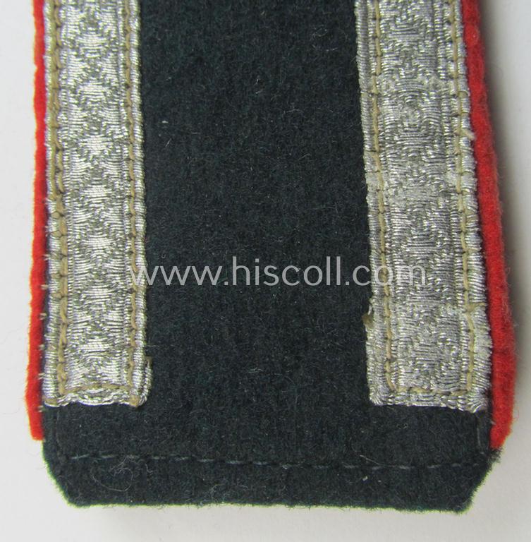 Attractive - albeit regrettably single! - pre- (ie. early-war-) period- (ie. 'M36'-/'M40-type') WH (Heeres) NCO-type shoulderstrap as was intended for usage by an: 'Unterwachtmeister eines (Sturm)Artillerie-Abteilungs o. Regiments'