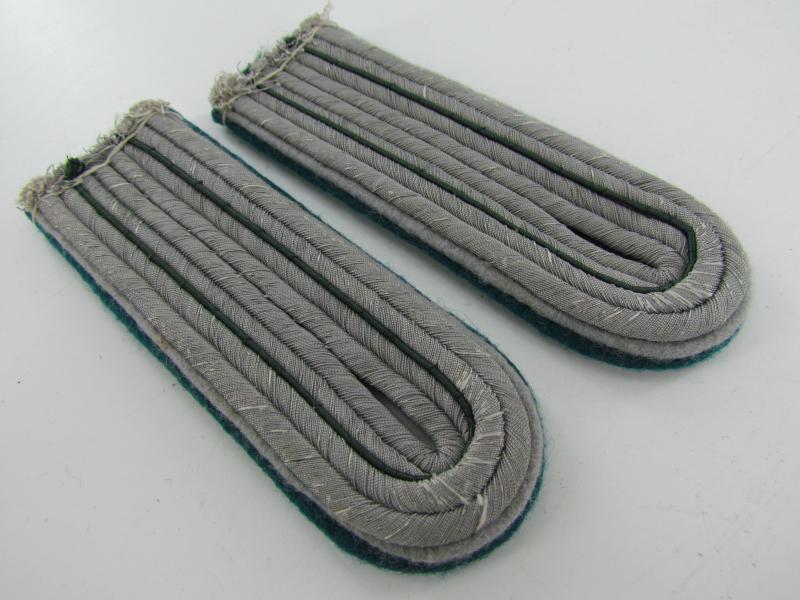 Wehrmacht Administrative Shoulder Boards