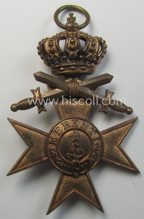 Attractive, (pre)WWI-period: 'Bayern Militär-Verdienstkreuz 3. Klasse mit der Krone' being a nicely preserved example that came stored in its luxuriously styled, light-blue-coloured etui (marked: 'Weiss & Co. - München')