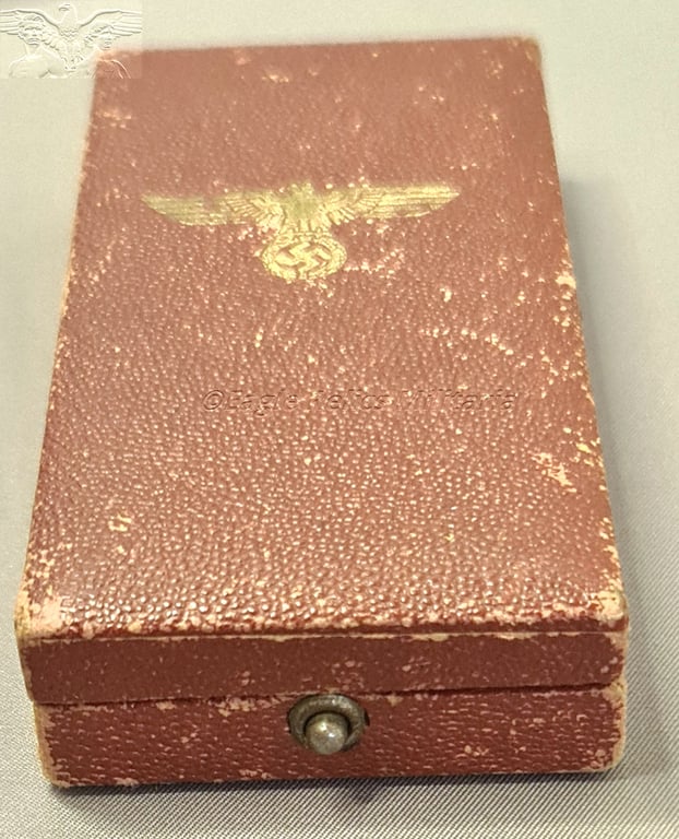 Boxed Czech Occupation Medal with Prague Bar