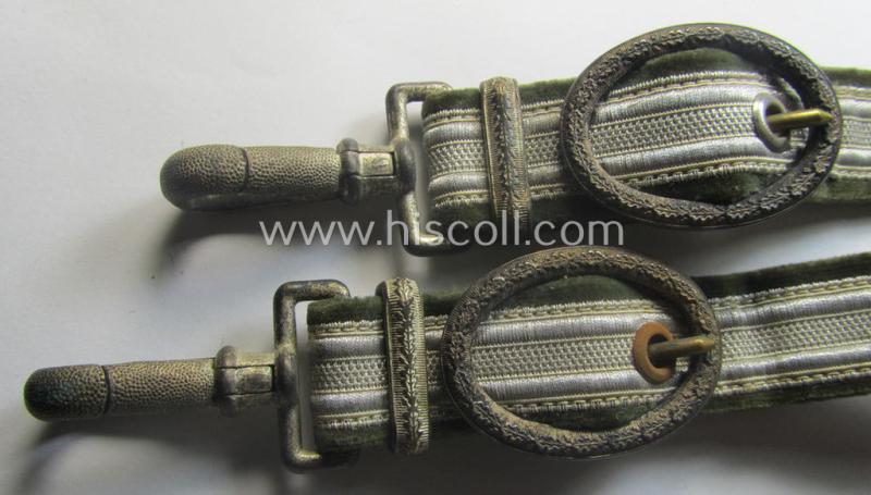 Attractive - and only minimally used- ie. worn! - example of a 'standard-issued'-pattern pair of so-called: WH (Heeres) dagger-hangers (ie. 'Gehänge für den Heeres-Offiziersdolch')