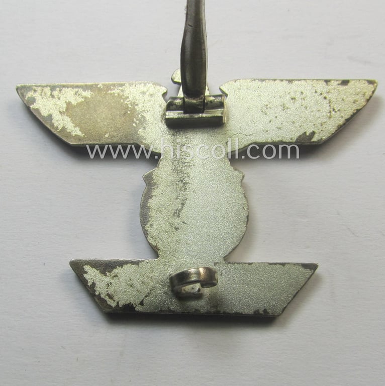 Superb, 'Wiederholungsspange zum EK I. Klasse' (or: bar to the WWI IC first-class) by the maker (ie. 'Hersteller'): 'Eugen Schmidthaussler' and that comes stored in its accompanying etui