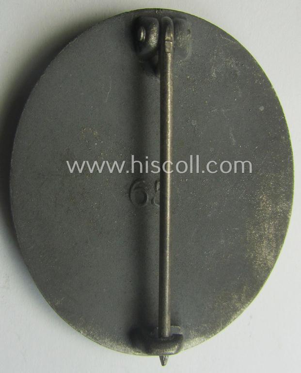 Moderately used- and/or worn 'Verwundeten-Abzeichen in Silber' being a typical maker- (ie. '65'-) marked- and/or: 'Feinzink'-based example by the maker: 'Klein & Quenzer'