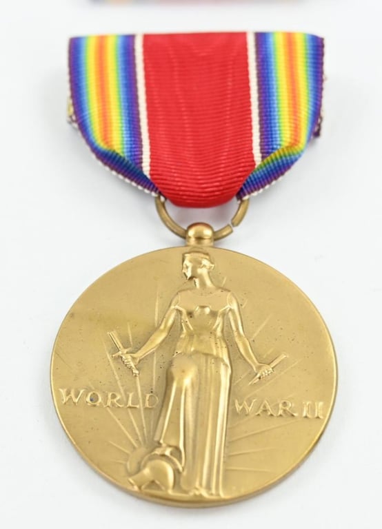 US WW2 Victory War Medal in Case