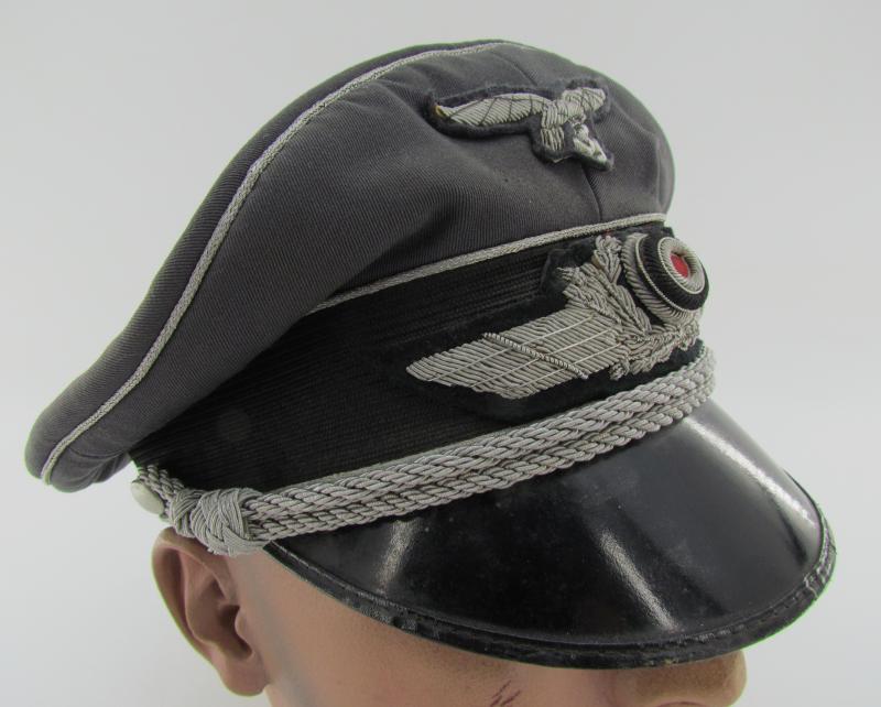 Luftwaffe officer visor cap ‘Schirmmütze’