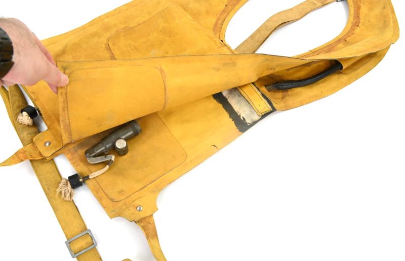 US WW2 Mae West Life Preserver Vest AN 6519-1