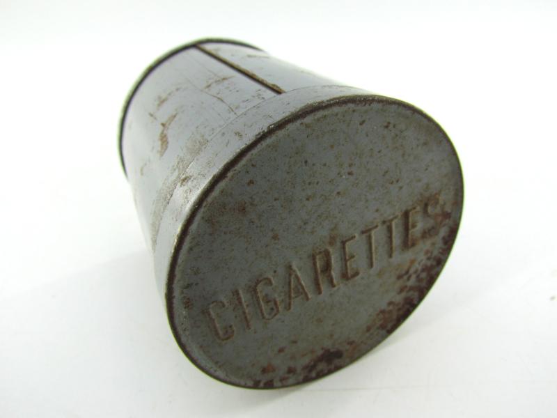 British WWII Cigarettes Can ( empty )