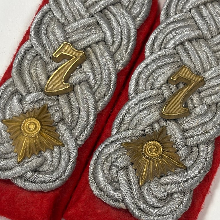 WH Paar Schulterstücke - Oberstleutnant der Artillerie