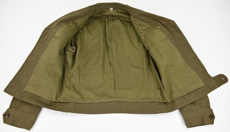 US WW2 82nd Airborne Division 325th GIR IKE Service Jacket & Garrison Cap