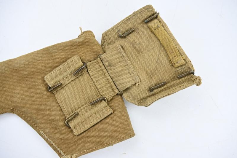 British WW2 Revolver Holster with Ammo Pouch