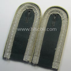 Clearly 'cut-off' - albeit fully matching! - pair...