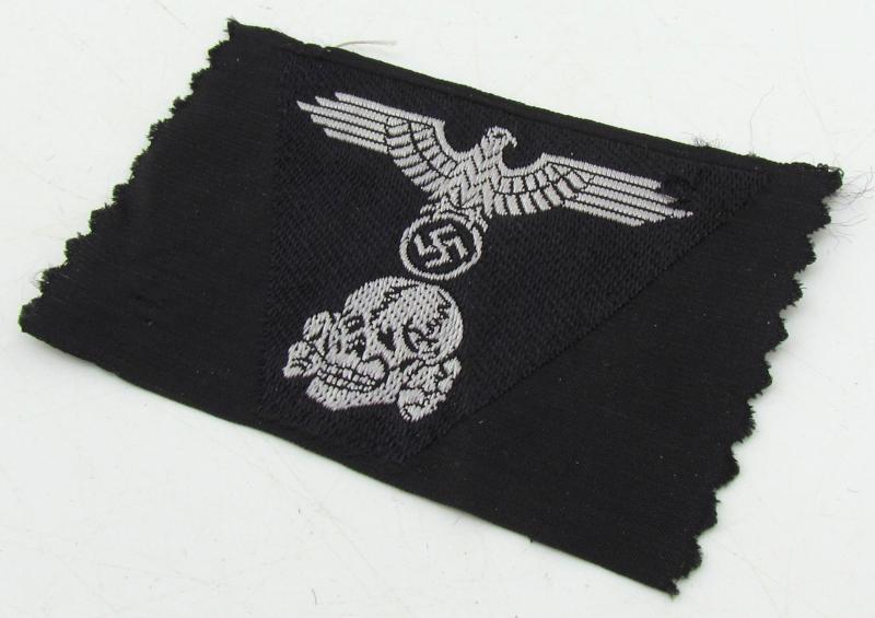 Waffen-SS Panzer ‘BeVo’ trapezoid M43 cap insignia