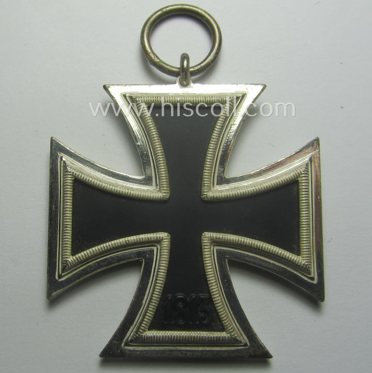 'Eisernes Kreuz II. Klasse' being a clearly maker- (ie. '100'-) marked example by the: 'Wächtler & Lange'-company