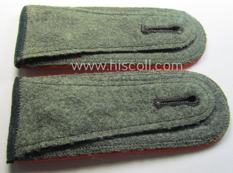 Superb - rarely encountered and fully matching! - pair of WH (Heeres) pre- ie. (early-) war-period (ie. 'M36 o. M40'-pattern-) NCO-type shoulderstraps as piped in the bright-orange-coloured branchcolour for a: 'Feldwebel der Feldgendarmerie-Truppe...