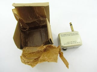 USAAF Headset Adaptor, type MC-385 ( unissued )