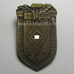 Commemorative, golden-bronze-toned, 'DAF'/'HJ'- (ie. 'Deutsches Arbeits Front o....