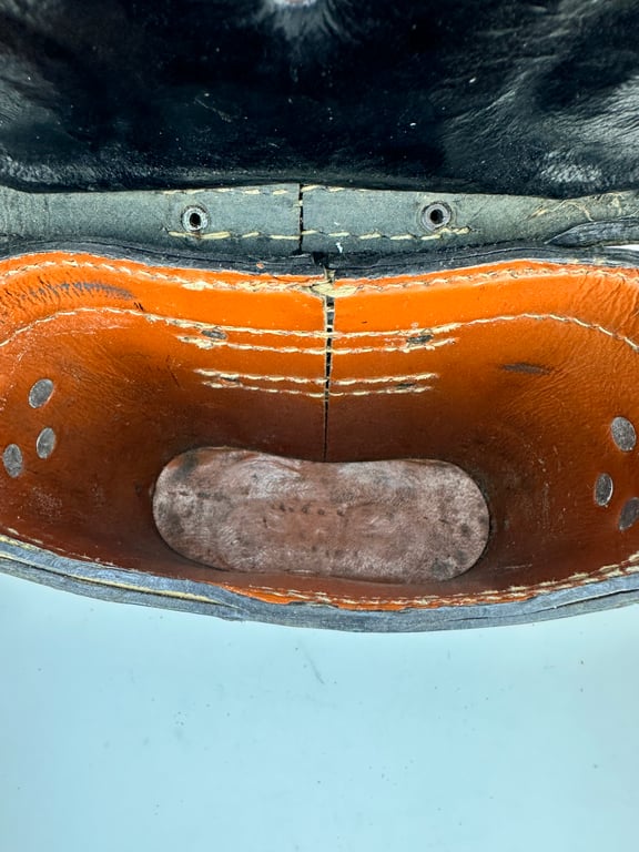 Wehrmacht binoculars 'Dienstglas' 7x50 (Doppelfernrohr) complete with original leather carrying case