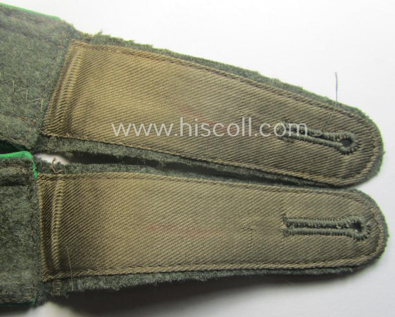 Pair of WH (Heeres) NCO-type (ie. 'M40- o. M43'-pattern) shoulderstraps: 'Unteroffizier eines Gebirgsjäger- o. Jäger-Rgts.'