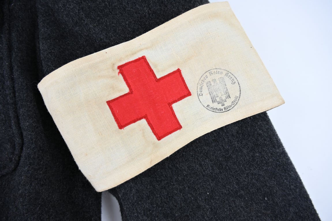 German DRK Service Tunic