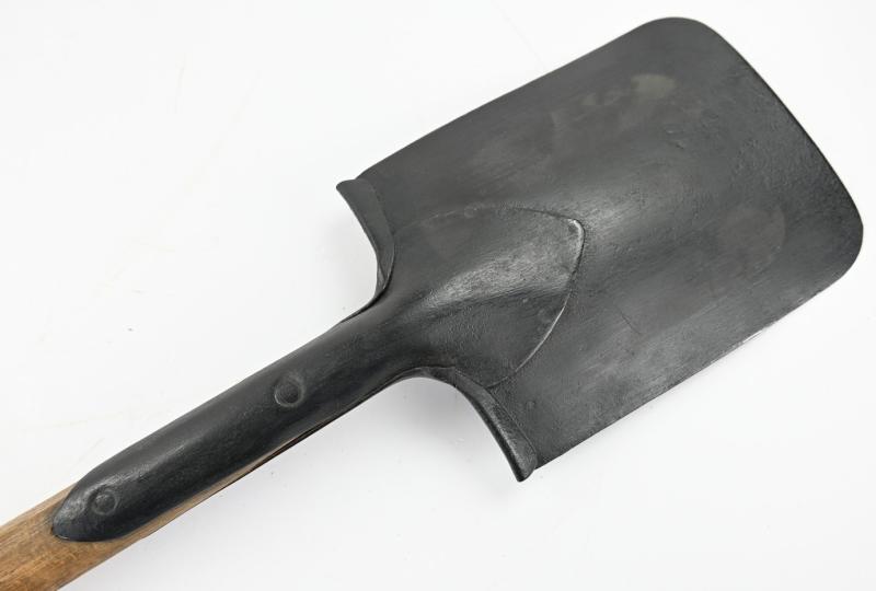 German WH Entrenching Tool with Carrying Cover