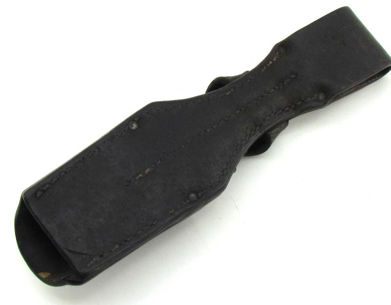 Early K98 leather bayonet frog