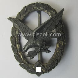 WH (Luftwaffe) 'Fliegerschützen-Abzeichen mit Blitzbündel' being a neatly...